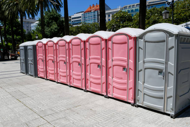 Best Restroom Trailer for Weddings  in Ntgomery City, MO